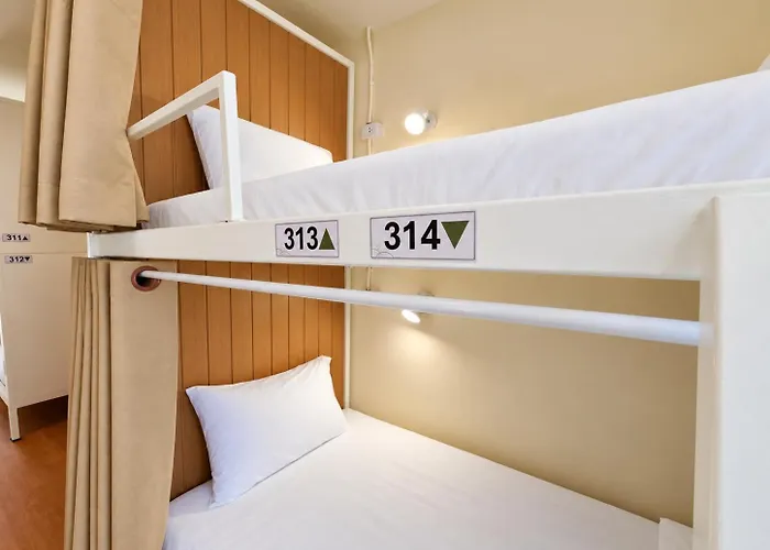 The Meadow Khaosan Hostel *