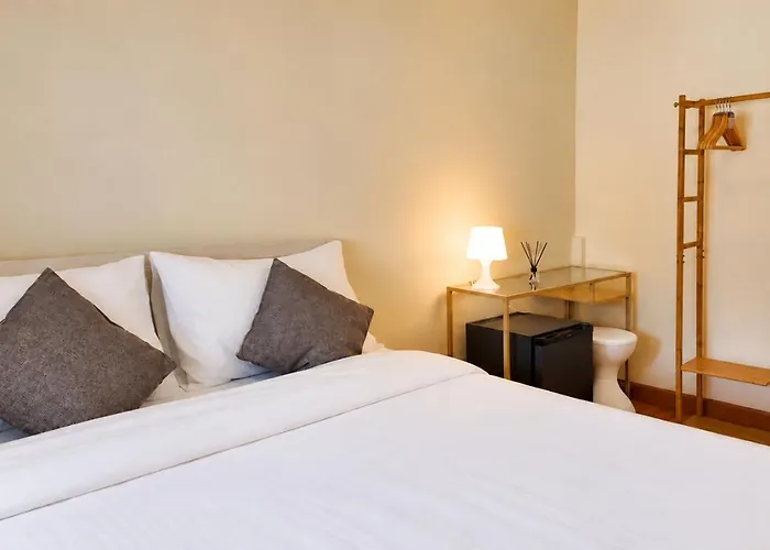 The Meadow Khaosan Hostel Bangkok